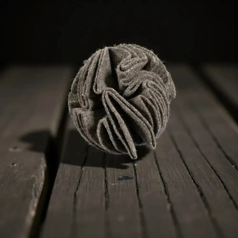 Grosser Schnueffelball "Sherlock"